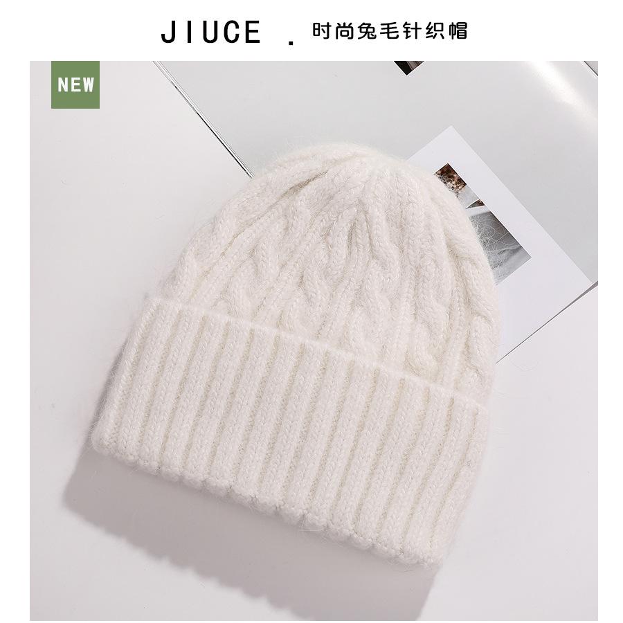 奶白色