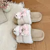 Chanclas de dedo de tacón bajo Rad con suela gruesa, de moda, bonitas, 2026, de felpa para otoño e invierno, versátiles, de dibujos animados, estilo coreano