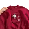 Moletons de fleece para meninos e meninas, nova coleção outono/inverno 2026, design de desenho animado vermelho, forrados com fleece e espessados, moletons de bebê fofos e estilosos