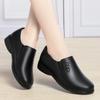 Zapatos de mamá de cuero suave con suela blanda, nuevos zapatos de cuero de primavera y otoño para mujeres de mediana edad, zapatos de una sola capa de boca profunda para mujeres de mediana edad y mayores, zapatos cómodos de tacón bajo para mujeres
