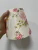 Nuevo y simple estilo pastoral, pantalla de lámpara de araña pequeña con flores, pantalla de lámpara de tela plateada, cubierta de concha