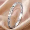 Pulsera de acero inoxidable, estilo ins europeo y americano de moda, pulsera de diamante hueca de oro real de 18 quilates, pulsera de acero de titanio totalmente con diamantes, directo de fábrica