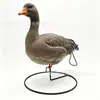 Decoração de jardim criativa com tema de caça simulada, artesanato moldado por sopro, ganso-do-canadá flutuante, vários enfeites de decoração de jardim personalizados