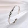 Pulseira criativa de aperto de mão marca maré temperamento combina com tudo banhado a prata S925 retrô antiga de mãos dadas pulseira fornecimento de comércio exterior