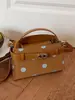 Bolso versátil de moda transfronterizo 2026 verano nuevo nicho bolsa cuadrada pequeña bolso de hombro con un toque de alta gama bolso cruzado