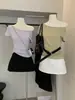 Liquidação, Sem Trocas ou Devoluções. Moda Verão Feminina Estilosa Estilo Puro Desejo Xadrez Texturizado Design Slim-Fit Ombro Assimétrico Manga Curta Camiseta 1170