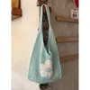Bolso de Hombro Tote Tejido Floral Hueco Minimalista Casual Nuevo Estilo Vacaciones Gran Capacidad