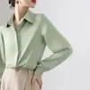 Camisa Vintage Verde Oscuro de Satín para Mujer, Moda de Lujo Ligero, Corte Holgado, Tapeta Oculta, Elegante Camisa de Manga Larga Estilo Hong Kong para el Trabajo