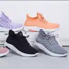Outono 2027 Novo Design Tênis de Corrida Sapatos Casuais Femininos Sapatos de Tricô Fly-Knit Estilo Meia Sapatos Femininos