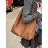 Bolsa de Tecido Retrô para Mulheres 2025 Nova Moda Estilo Coreano Bolsa Tote Simples Grande Capacidade Ombro Único para o Dia a Dia Bolsa de Axila