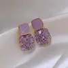 Brincos da Moda Estilo Coreano Mais Vendidos Novo Modelo Brincos Femininos Simples e Elegantes Versáteis Tiktok Mesmo Estilo Tarraxas Atacado