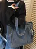Bolso de Hombro Versátil de Alta Gama para Viajes Diarios de Mujeres 2025 Nuevo Modelo de Invierno Estudiante Clase Bolso Tote de Gran Capacidad