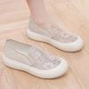 Sapatos da Mamãe Malha Verão Tecido Respirável Sapatos Sola Macia Espessada Leve Sapatos de Tecido Old Beijing Moda Feminina Casuais