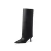 Botas de cuero tipo caballero para mujer, botas altas de caña larga, nuevo estilo otoño/invierno, cuero genuino, punta fina, diseño sin cordones, tacones de aguja, botas para mujer que no sobrepasan la rodilla