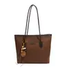 Bolsa Feminina Vintage Fosca de Grande Capacidade 2026 Outono/Inverno Nova Bolsa Tote Simples de Alta Qualidade para o Dia a Dia Bolsa de Ombro