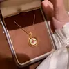 Collar Colgante de Moneda de Cobre Doble Cara Estilo Chino Nuevo Retro de Lujo Ligero con Diamantes y Diseño de Caballo Volador, Cadena para Clavícula Versátil de Moda de Alta Gama