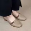 Sapatos femininos retrô estilo francês de corte baixo, novo modelo outono 2026, couro macio, sola macia, de calçar, bico redondo, salto grosso, sapatos versáteis para mães