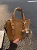 Bolso Versátil Transfronterizo para Mujer Otoño e Invierno 2026 Nuevo Bolso de Hombro Cruzado Mate Retro Bolso de Mano Popular Bolso Cubo