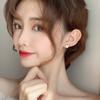 Pendientes Exquisitos y de Moda en Forma de Corazón Rojo Yunyao para Mujer, Pendientes Versátiles Sencillos y Elegantes de Acero de Titanio