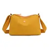 Mochila multicapa para mujer, bolso cruzado, bolso pequeño versátil de lona de nailon, bolso de hombro de tela Oxford para exteriores para madres