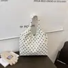 Bolsa de Axila Grande Capacidade Estilo Casual Preguiçoso Coreano Transfronteiriça Feminina Outono 2026 Nova Bolsa de Ombro Único com Estampa de Bolinhas