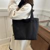 Bolsa Tote Personalizada Estilo Lazy 2024 Nuevo Estilo Bolso de Mano de Gran Capacidad Moda Ligera Retro Minimalista Bolso de Hombro