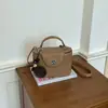 Bolso de mano para mujer muy elegante 2026 nuevo bolso tipo caja de moda, bolso cruzado casual moderno y único, bolso cuadrado pequeño de color liso