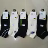 Calcetines Nuevos Yizhuxing Estilo Pie Grande para Hombre, Estilo Casual de Algodón, Venta al por Mayor para Puestos del Mercado, Ventas de Alto Volumen