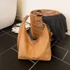 2026 nueva bolsa de hombro de gran capacidad para el día a día, bolso cruzado tipo cubo a la moda, bolso tote retro de gamuza estilo coreano para mujer