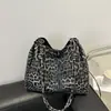 Estampado de leopardo moda simple retro bolsa para el trabajo ocio nueva bolsa de hombro portátil 2025 europea y americana bolsa tote de gran capacidad