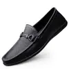 Transmissão ao vivo mais vendidos sapatos de dirigir masculinos couro genuíno transfronteiriços sapatos casuais de negócios de alta qualidade masculinos vazados respiráveis slip-on sapatos de dirigir