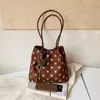 Bolsa de Ombro Grande de Bolinhas Estilo Coreano Transfronteiriça, Novo Modelo 2026 Bolsa Tote de Ombro para Viagem, Trabalho e Deslocamento, Bolsa de Axila