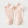 Calcetines de Barco con Volantes para Verano y Otoño, Calcetines Finos de Algodón con Ribete de Encaje Estilo Preppy para Mujer, Calcetines Cortos de Color Sólido para Mujer, Versátiles e Invisibles