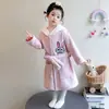 Bata de coralina para niña, estilo otoño e invierno, pijama de bebé, ropa de estar en casa, franela, cálida, bata de invierno para niños
