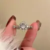 Anillo de Zirconia Azul Océano con Punta de Obsidiana de Hielo para Mujer, Ajustable, Lujo Ligero, Sensación de Alta Gama, Estilo Único, Anillo Apilable para Dedo Índice