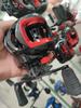 Carrete de Baitcasting Negro y Rojo con Rodamientos de Metal Completo, Puente de Caña, Carrete para Balsa, Carrete para Boca de Pescado, Carrete de Baitcasting, Carrete para Pesca de Embarcación