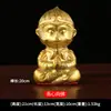 Vendas por atacado de pequenas estátuas de latão de Wukong, o Buda Lutador, e outras figuras budistas para decoração de casa e carro