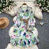 Vestido Feminino Estilo Romântico Francês com Decote V Estampado Outono 2026 Manga Longa Amarração na Cintura Acinturado Emagrecedor Babado Saia Evasê