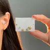 Pendientes Únicos y Sofisticados de Corazón Minimalista, Pequeños y Exquisitos, Sencillos y Modernos, Versátiles Pendientes de Botón de Corazón con Incrustaciones de Diamantes