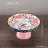Plato de postre pintado en azul y blanco con pie alto, plato para frutos secos y pasteles de salón de té, plato pequeño de cerámica para frutas para uso doméstico, plato de té y postre para ofrendas budistas