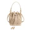 Bolso de Mujer Moderno y de Alta Gama 2025 Nuevo Moda Femenina Estilo Europeo y Americano Bolso Cubo Portátil para Hombro y Cruzado