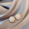 Diseño de Aguja de Plata S925 Aretes de Perla Francesa para Mujer Aretes Retro Coreanos Estilo Caliente de Celebridad de Internet Aretes Simples al Mayoreo