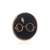 Broche de Harry periférico de animación de juegos de cine y televisión venta al por mayor de fábrica insignia del instituto de magia joyería secundaria
