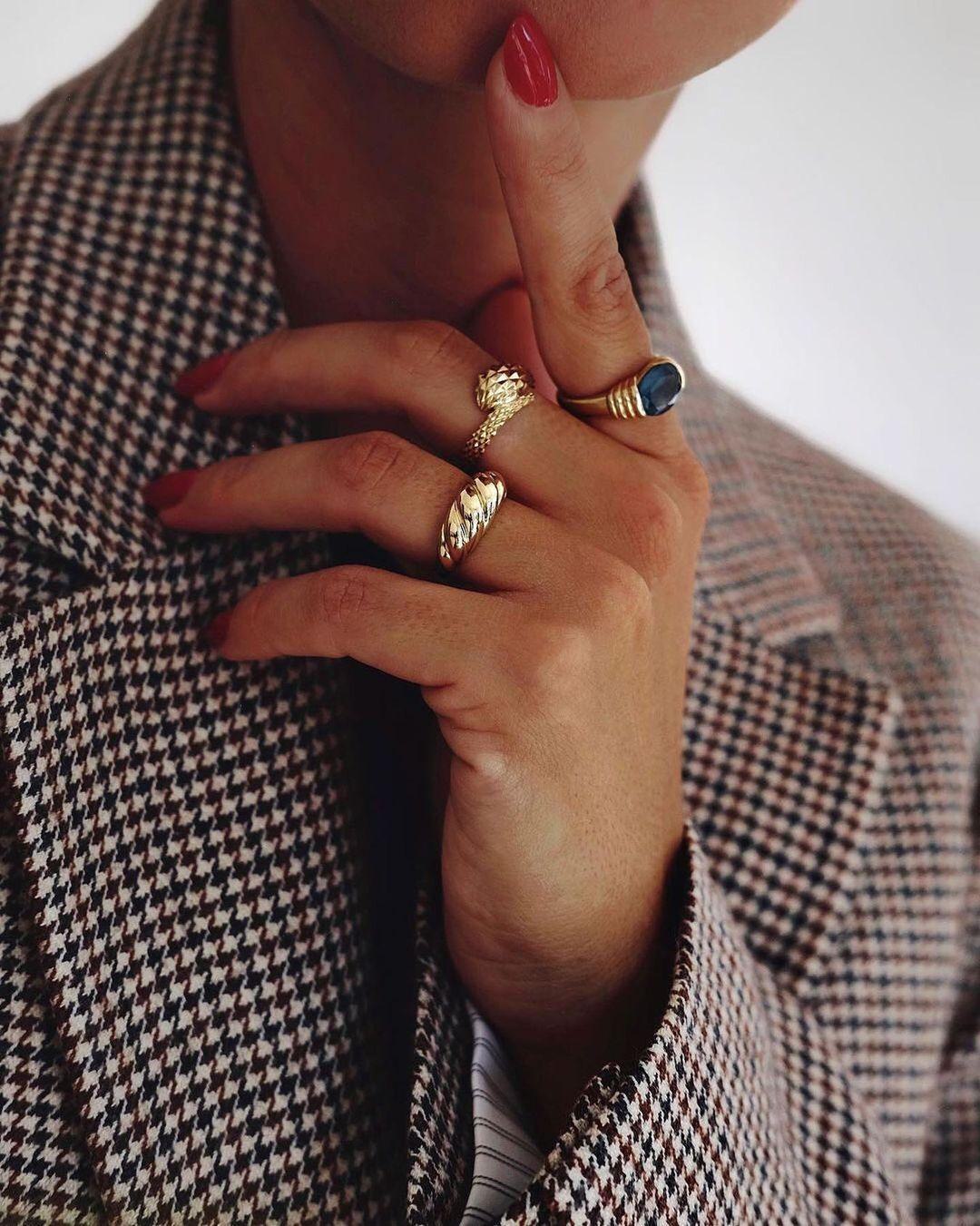 c3160c84a8870ab005e73c8f3dcc27