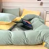 Conjunto de quatro peças de veludo de leite, capa de edredom de veludo coral espessado dupla face, conjunto de três peças de flanela para dormitório, veludo quente de inverno