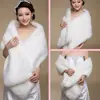 Vestido de noiva inverno simples quadrado Noiva casamento quente xale de pele sintética atacado de fábrica