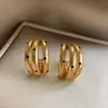 Pendientes de Plata Aguja Forma de C Lunares Tres Capas Lujo Ligero Pendientes de Botón de Gama Alta Estilo Frío Exquisito Sentido de Diseño de Nicho Joyería para Orejas para Mujeres