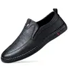 [Procesamiento de Tallas Agotadas] Zapatos de Cuero para Hombre Piel Genuina Zapatos con Agujeros Zapatos de Papá Verano Suela Suave Transpirables Zapatos Perezosos de Frijol
