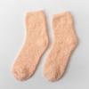 Amazon Mulheres Pantufas Meias Fofas Pelúcia Casa Dormir Meias Coral Fleece Meias Candy Color Meias de Cano Médio Cross Border