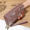 Nova Bolsa Feminina Longa Versátil com Zíper Duplo Estilo Coreano Estudante Flor Grande Capacidade para Celular Bolsa de Mão Carteira de Moedas Macia